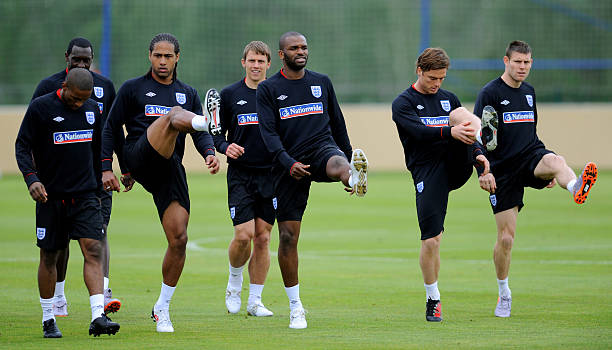 了曾效力的 了曾效力的