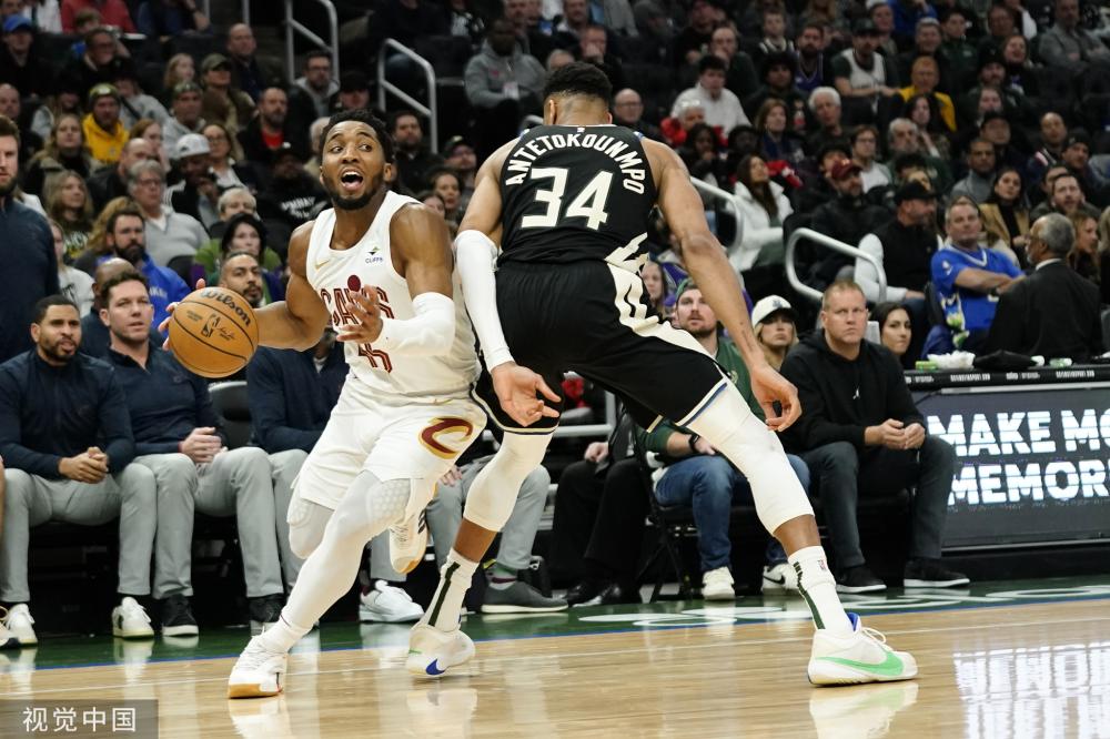 他以稳定的 他以稳定的